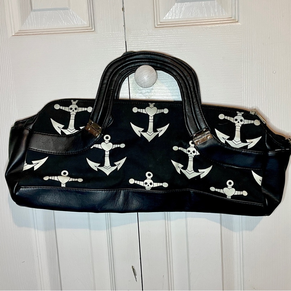 Anchor hand bag